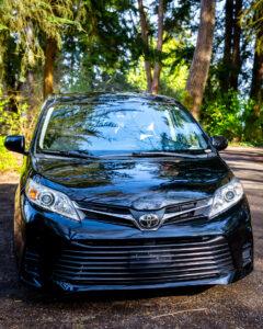 2025 black Toyota Sienna